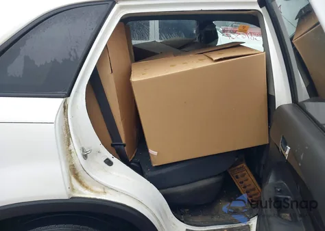 2011 Kia Sorento Lx z USA, uszkodzony, nr VIN 5XYKT3A16BG111951